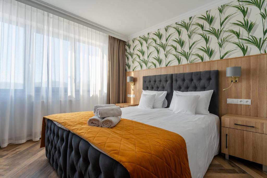 Mazurkowa - z widokiem na Karkonosze i Śnieżkę, darmowy parking, obok restauracja Mazurkowa Chata - Tweepersoonskamer