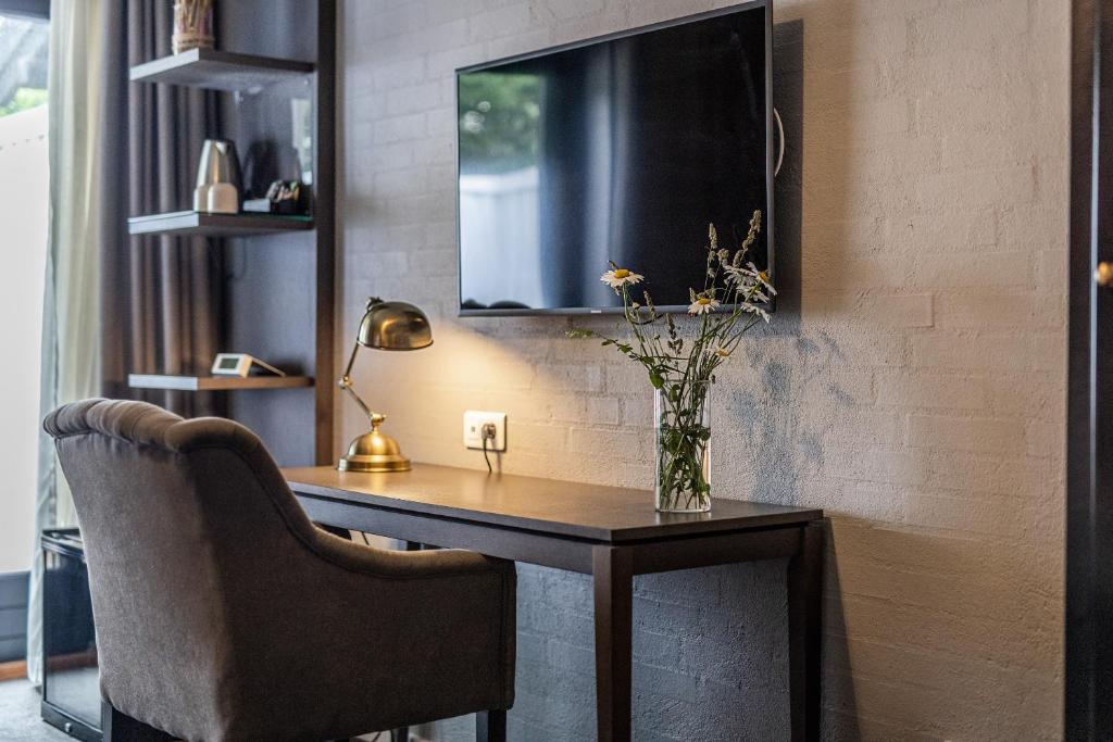 TV a/nebo společenská místnost v ubytování Hotel Scheelsminde