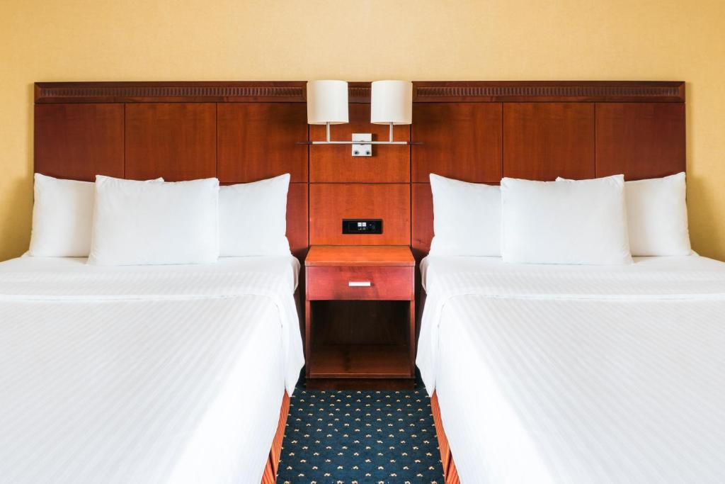 
Guest room, 2 Doubles
