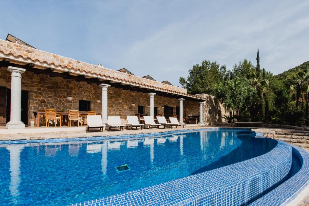 Bazén v ubytování Villa & Guesthouse Paissa d'en Bernat nebo v jeho okolí