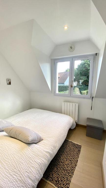 Posteľ alebo postele v izbe v ubytovaní Superb duplex with lake view for 6 people