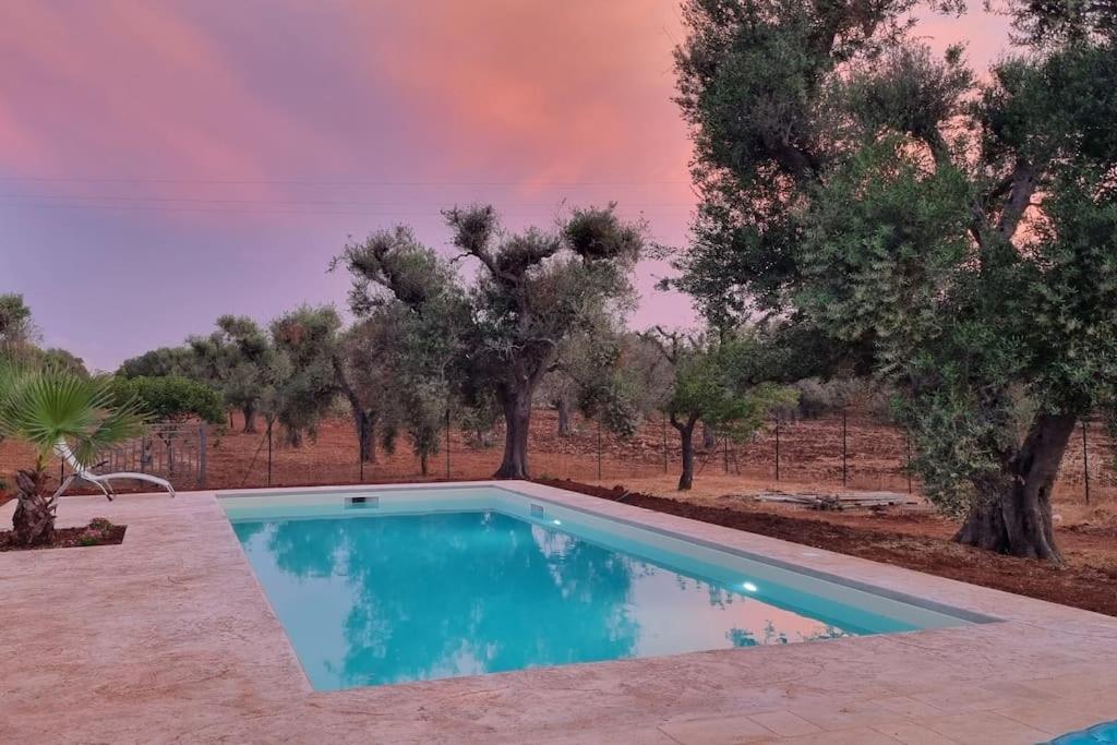 Hübsche Villa mit privatem Pool im Olivenhain, San Vito dei Normanni