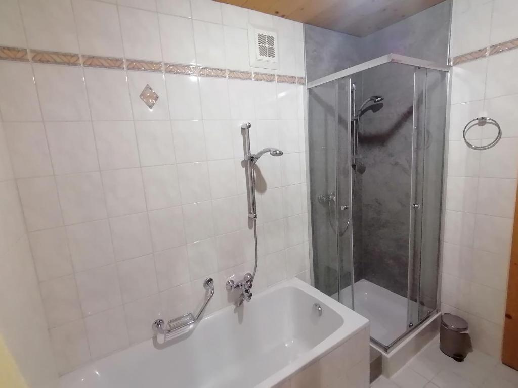 Ein Badezimmer in der Unterkunft Appart Gruber