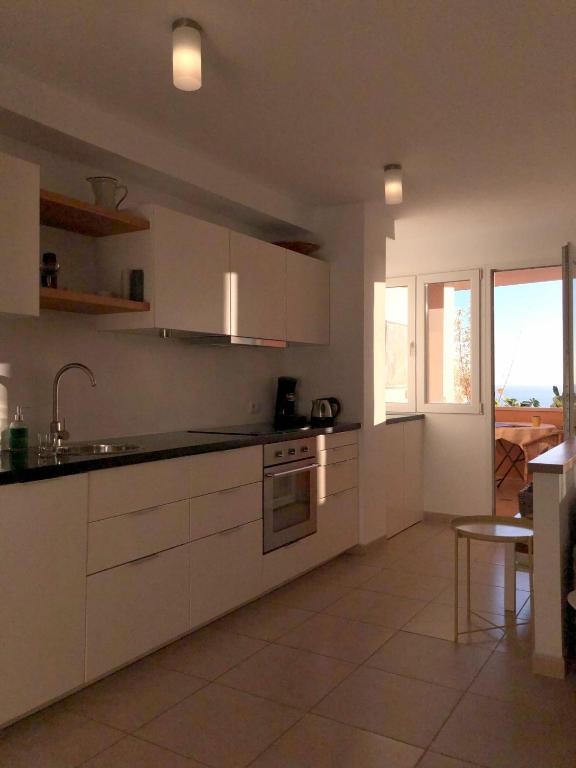 Kuchyň nebo kuchyňský kout v ubytování Vivienda Atlantico