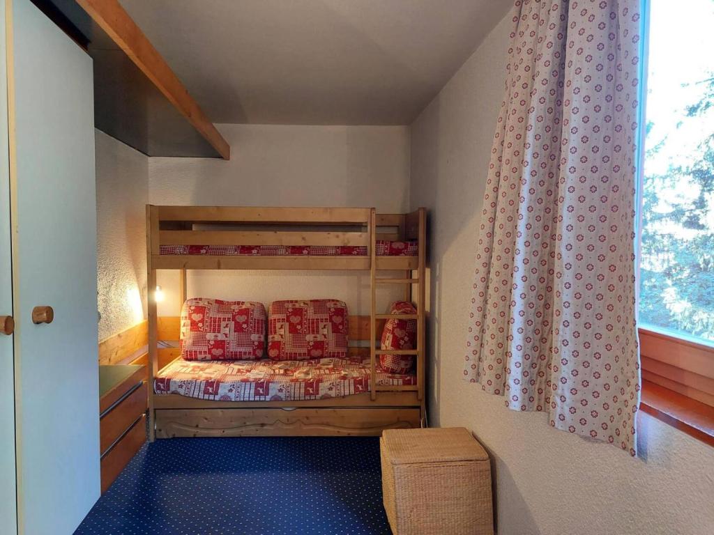 Postel nebo postele na pokoji v ubytování Résidence Nova - Studio 3 personnes, proche des pistes et des commerces, au cœur de la station d’Arc 1800 dans le village des Villards MAE-1852