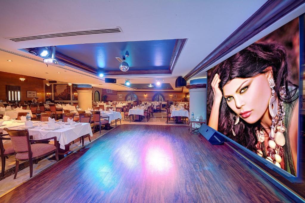 Royal Ascot Hotel - Resim 34