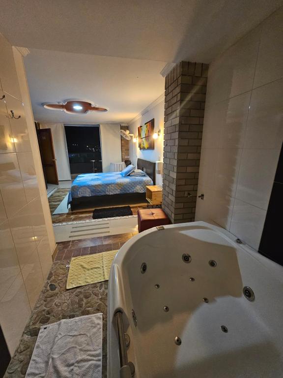 HOTEL MONTERREY - Double Room With Spa Bath