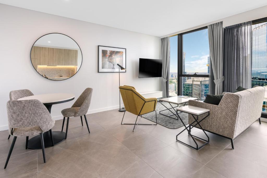 Meriton Suites Melbourne photo