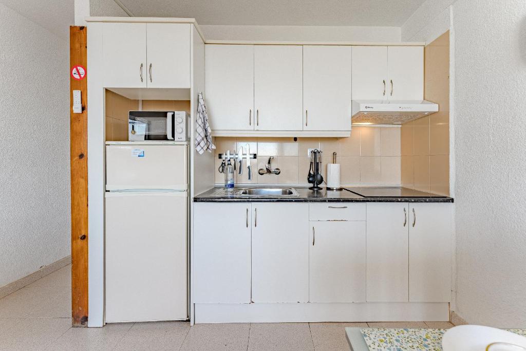 Kuchyň nebo kuchyňský kout v ubytování Comfortable apartment in Viña del Mar