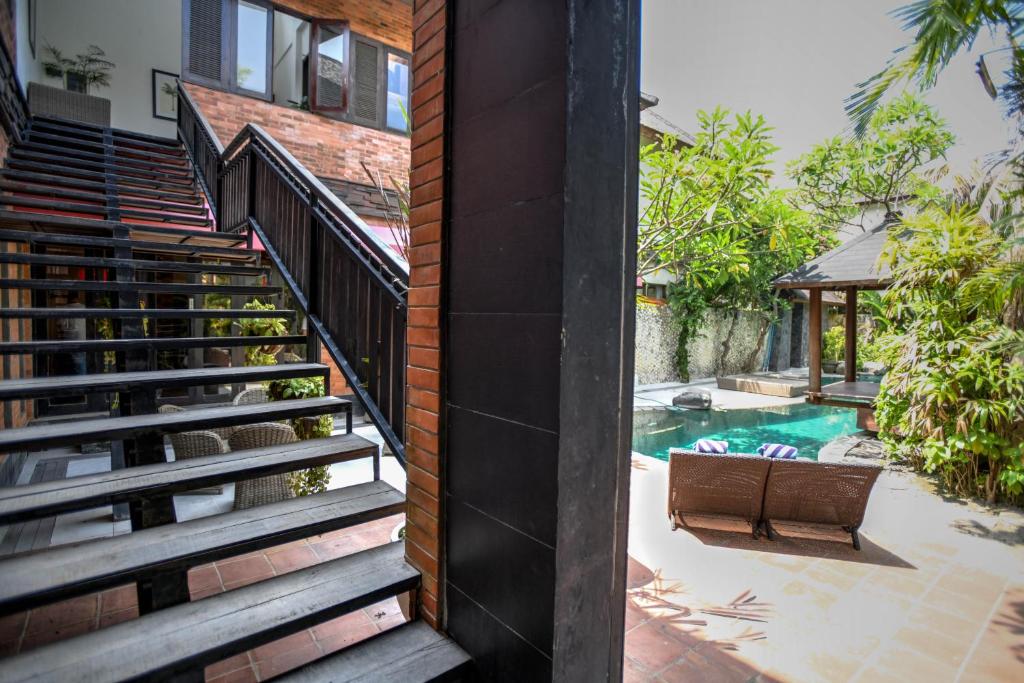 Bazén v ubytování Melo Suites Hotel nebo v jeho okolí