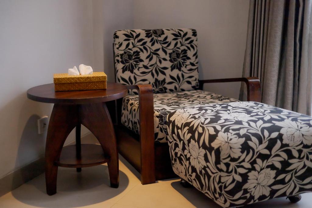 Fourteen Roses Boutique Hotel, Kuta - 5