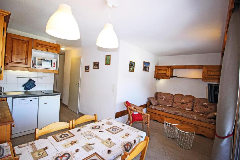 Chalets De La Vanoise 2 Pièces pour 4 Personnes 864, Villarodin