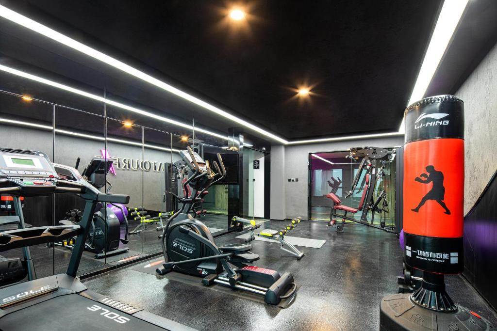 Fitness centrum a/nebo fitness zařízení v ubytování Atour Hotel Xi'an Daming Palace