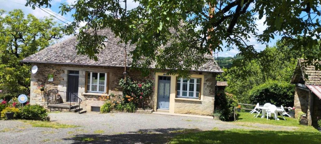 Κήπος έξω από το Gîte de France Les embruns 3 épis - Gîte de France 6 personnes MAE-0284