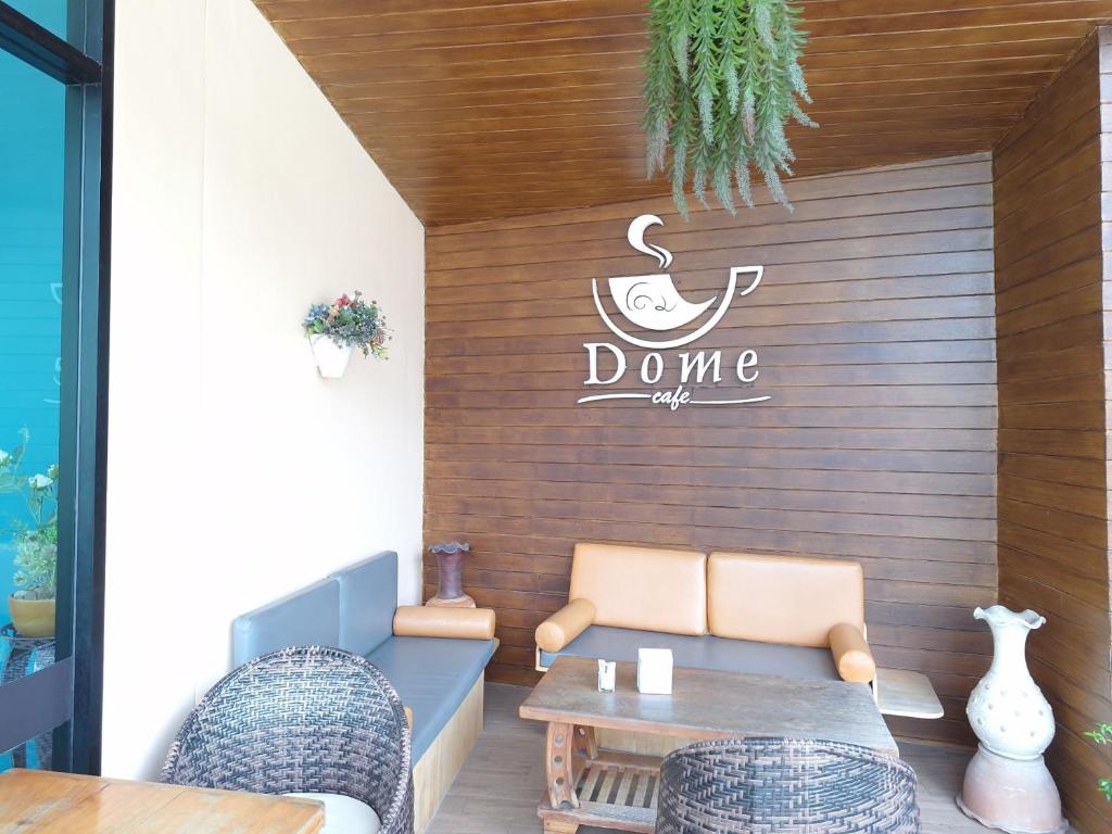 Posezení v ubytování Dome Kata Resort