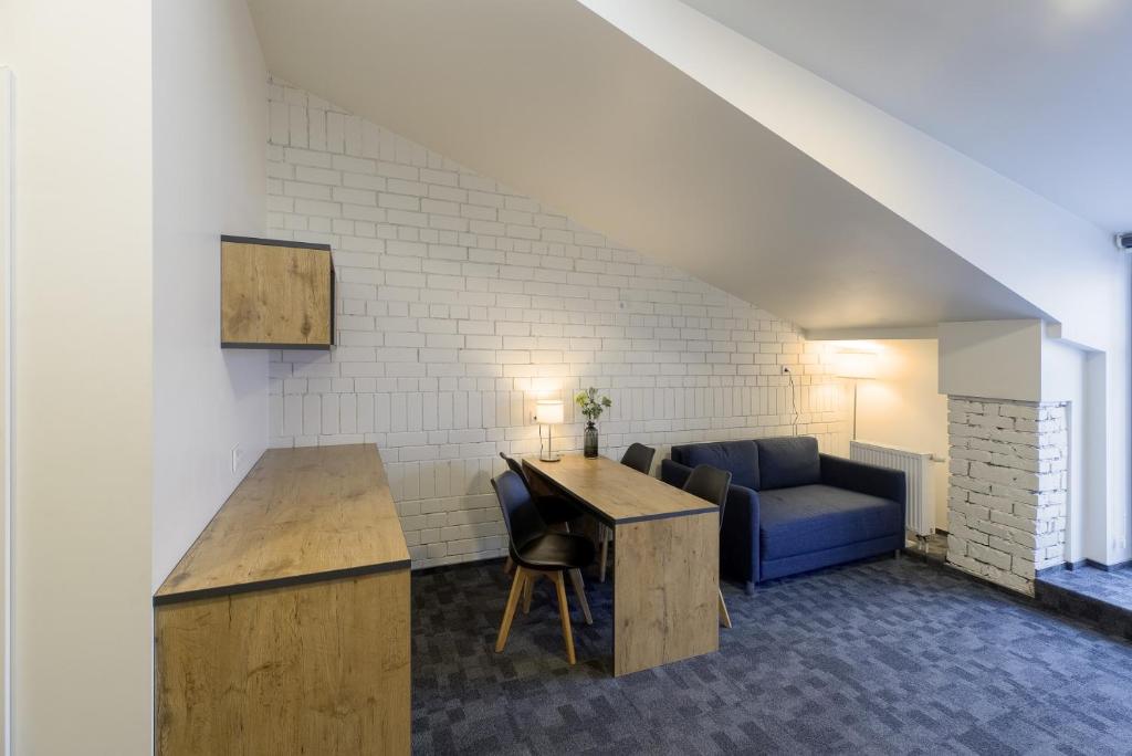 Posezení v ubytování Loft Inn SELF-CHECK IN