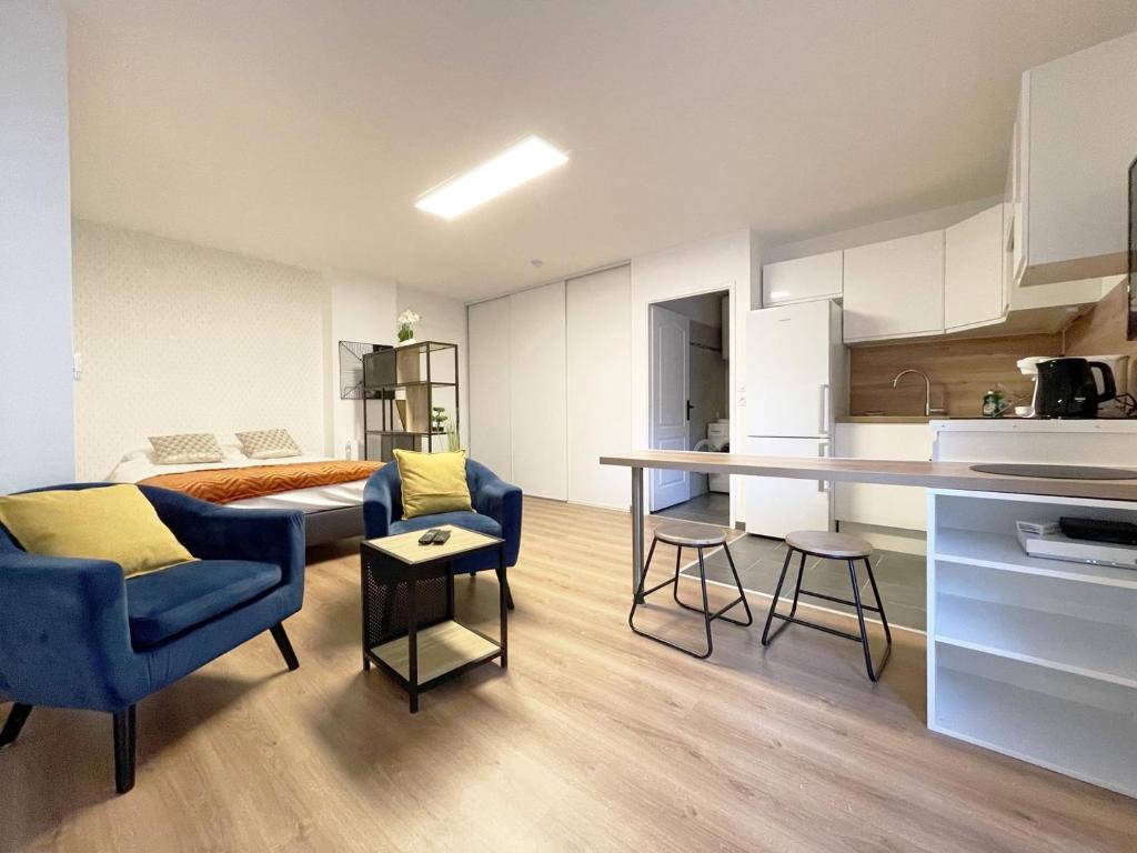 L'Estival - Free parking - Housity