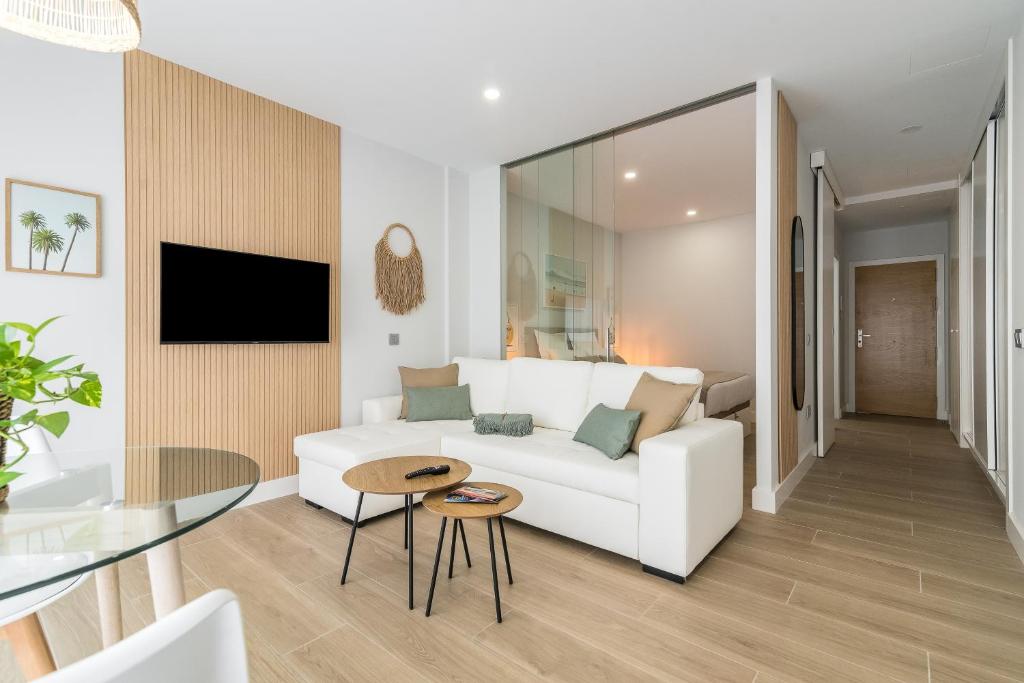 Home2Book Bright & Stylish Studio in La Isleta