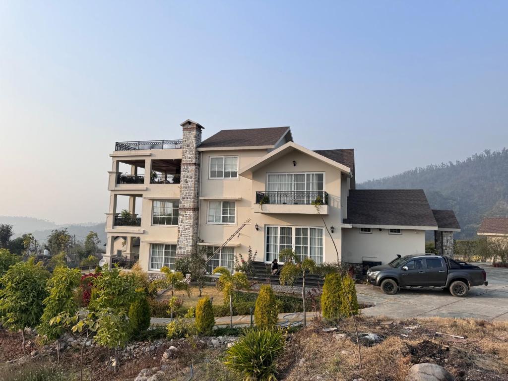 RR Cottages, Luxury Stay in the Hills - Housity