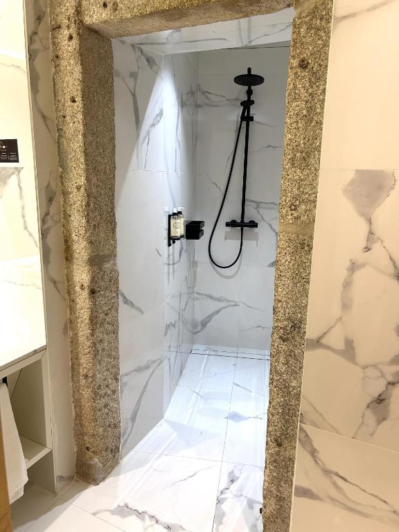 N Apartments - Chã - 17