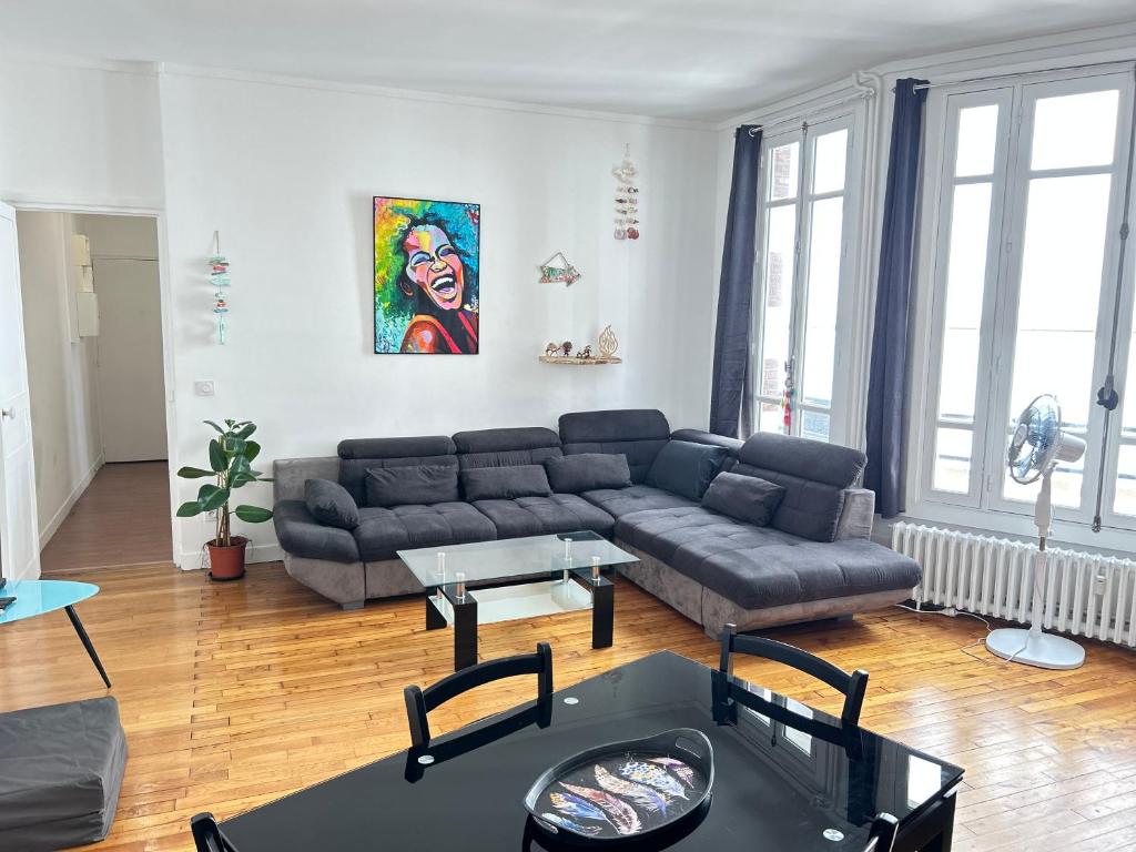Photo de la galerie de l'établissement Bel appartement plein coeur de paris, à Paris