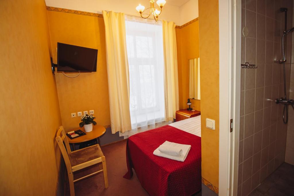 Hotel Promenaadi - Chambre Simple Avec Vue Du Parc