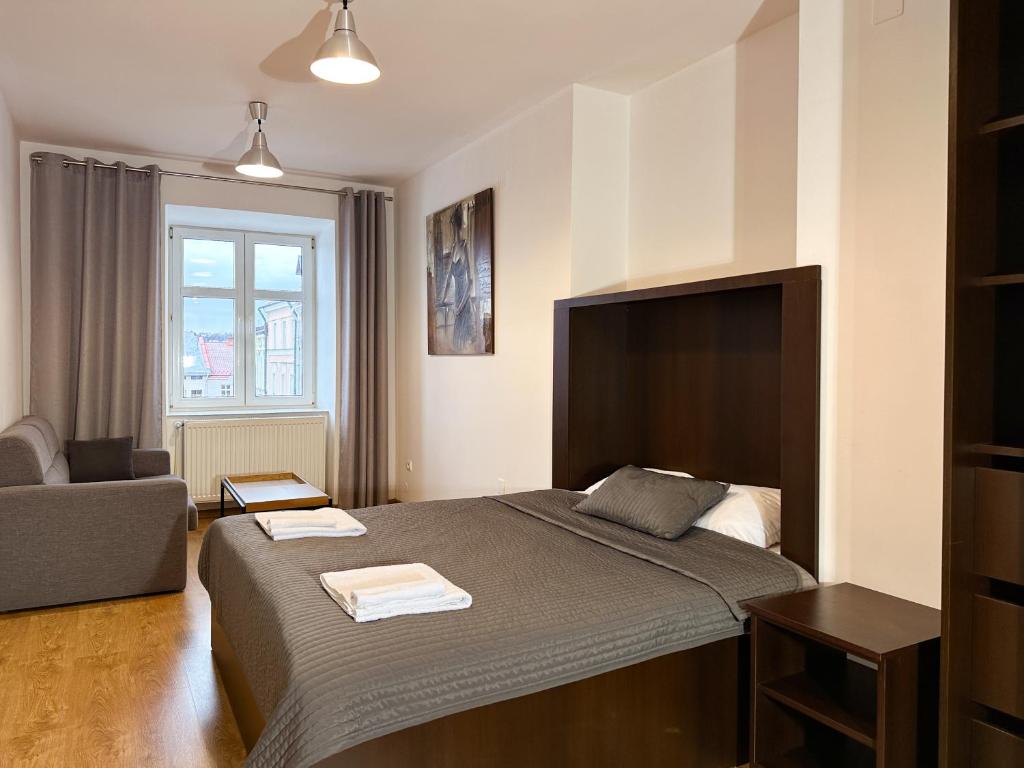 Rynek14 Przemyśl OLD TOWN VIEW APARTMENTS - Deluxe Apartment