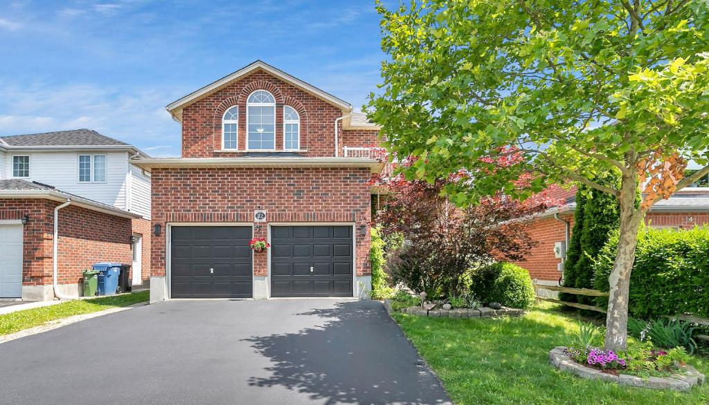 2 Bedroom Luxury Apartment, Guelph (updated prices 2024)