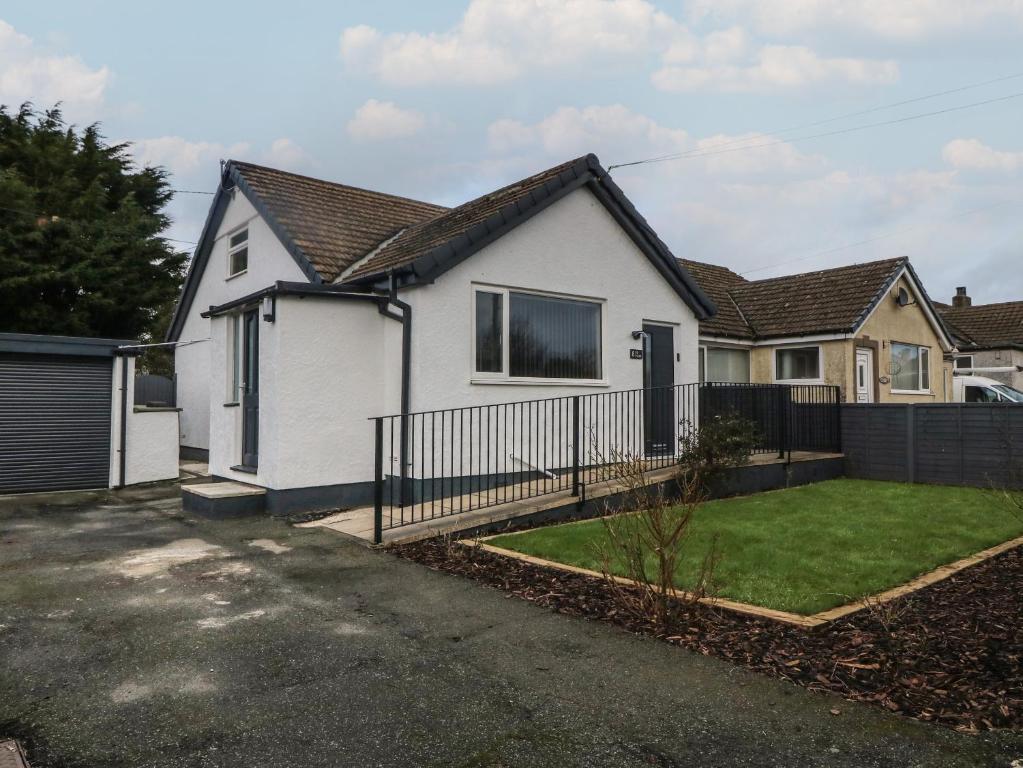 Ty Nain, Llanfairpwllgwyngyll (updated prices 2024)