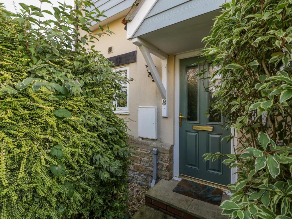 8 Barrington Mews, Ilminster (updated prices 2024)