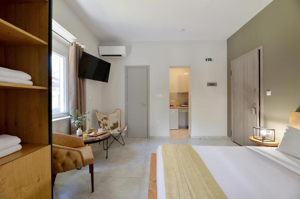 Alekos Apartments 2 Netflix, Self Check-In - 3