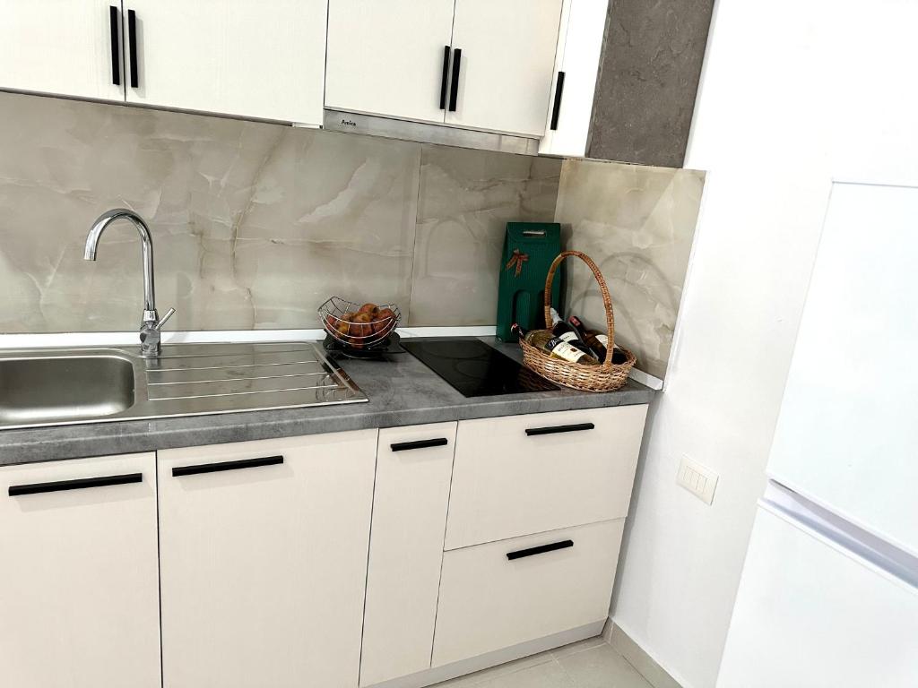 Kuchyň nebo kuchyňský kout v ubytování Shell Home golem 1