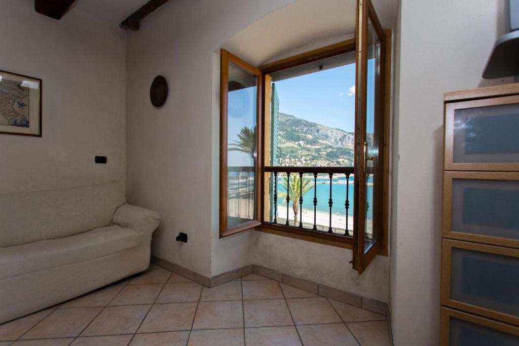 Fotografie z fotogalerie ubytování Résidence Hotel Pretti - GIOTTO - Grand loft face mer dans la vieille ville MAE-9694 v Mentonu
