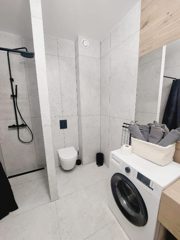 Komfortowe mieszkanie, duży taras, bezpłatny parking, AWG APARTMENTS - 9