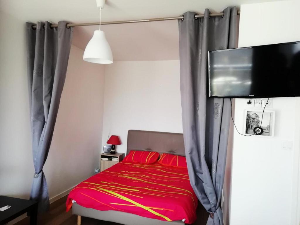 Posteľ alebo postele v izbe v ubytovaní Résidence Le Chateau Durieux 1 - Agréable studio au coeur des commerces ! MAE-4104