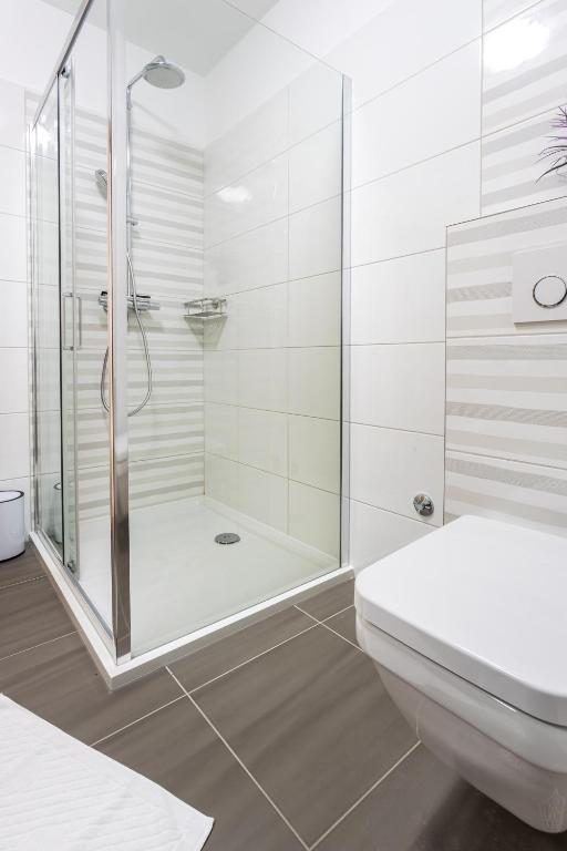 Kúpeľňa v ubytovaní Villa Ana perfect for families with kids and groups,House with heated Pool
