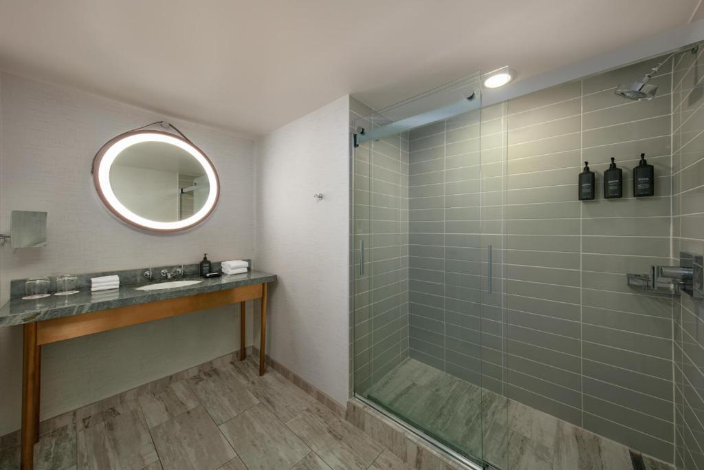 Hotel Dena, Pasadena Los Angeles, a Tribute Portfolio Hotel - 