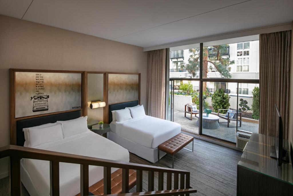 Hotel Dena, Pasadena Los Angeles, a Tribute Portfolio Hotel - Bi-Level Queen Loft With Two Queen Beds And Patio