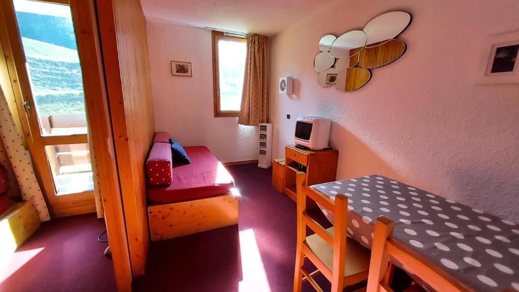 Coin salon dans l'établissement GOLLET G - Appartement GOLLET 38 pour 4 Personnes 27