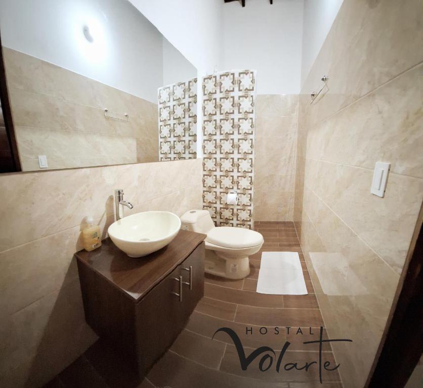 Koupelna v ubytování Volarte Hostal