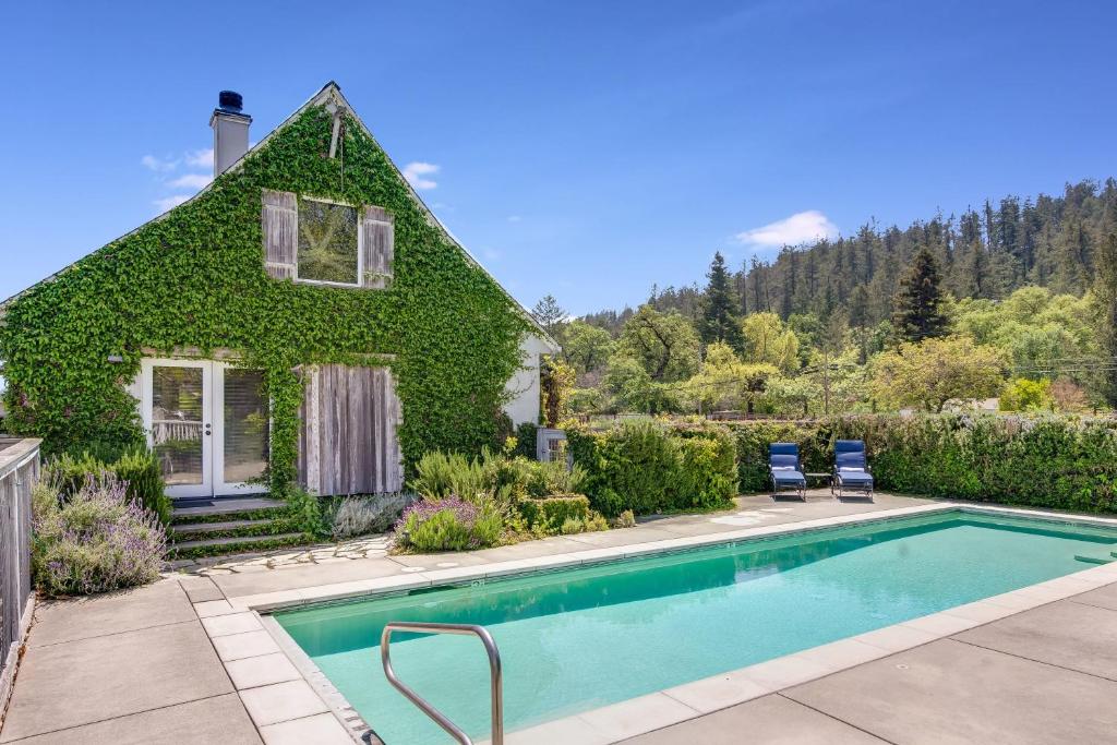 Villa in French Chateau Estate in Napa Valley, Calistoga (updated