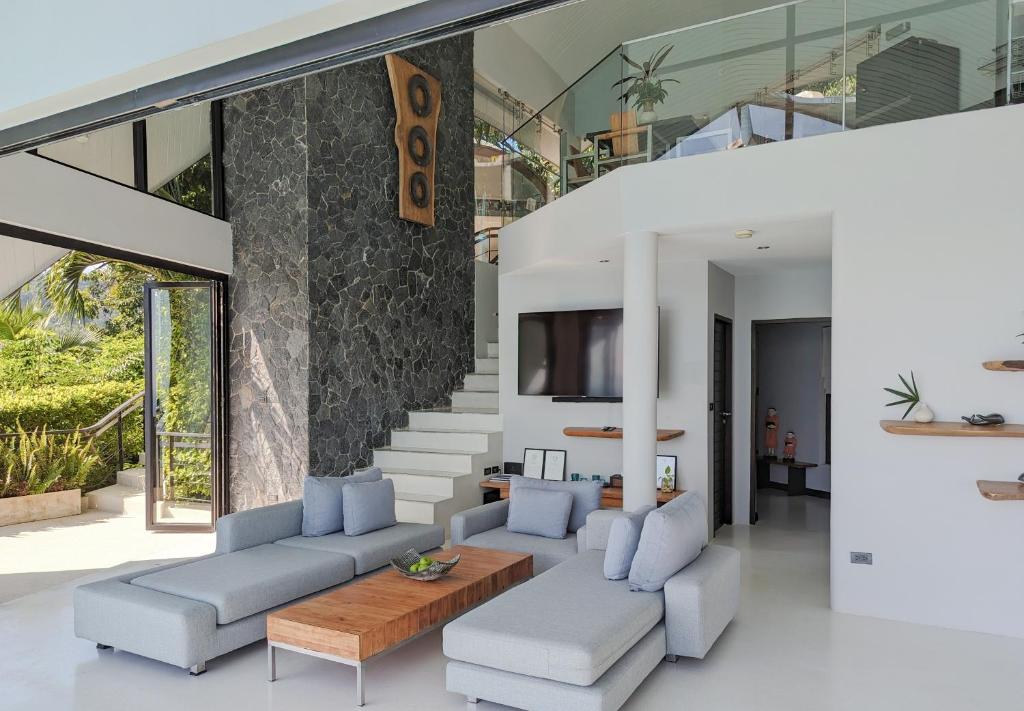Posezení v ubytování Moonshadow - Multiple Award Winning Villa in Chaweng Noi
