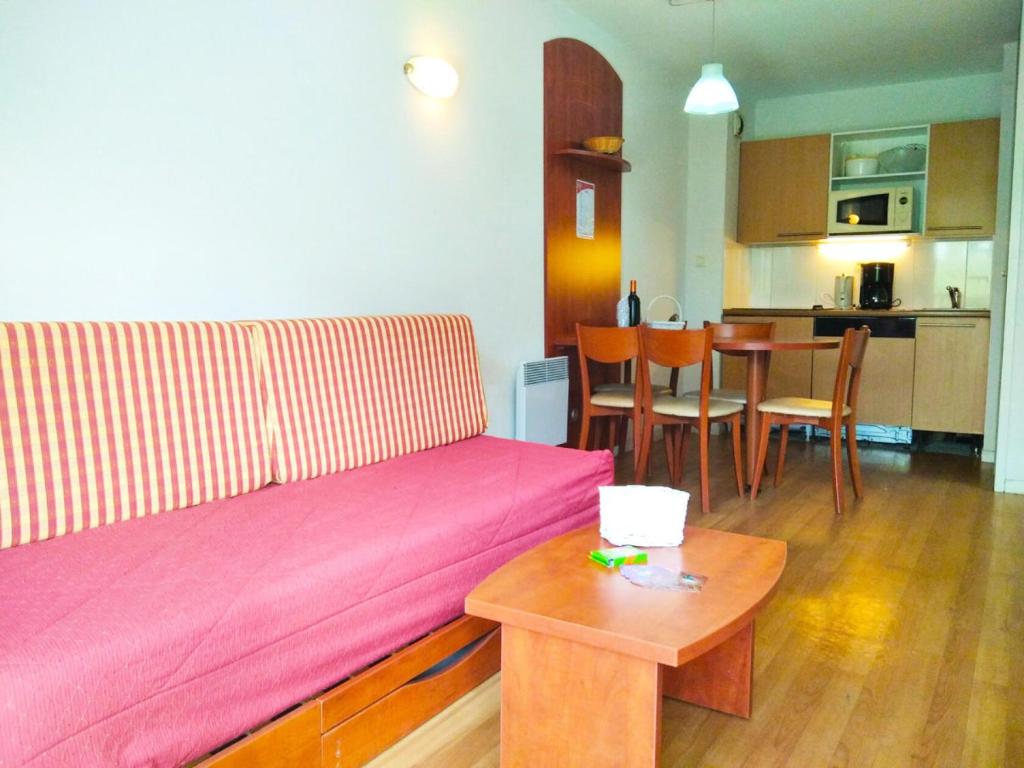Kuchyňa alebo kuchynka v ubytovaní Résidence Pic Du Midi - Apt n°43 - 1er étage - Bâtiment Campan2 MAE-8674