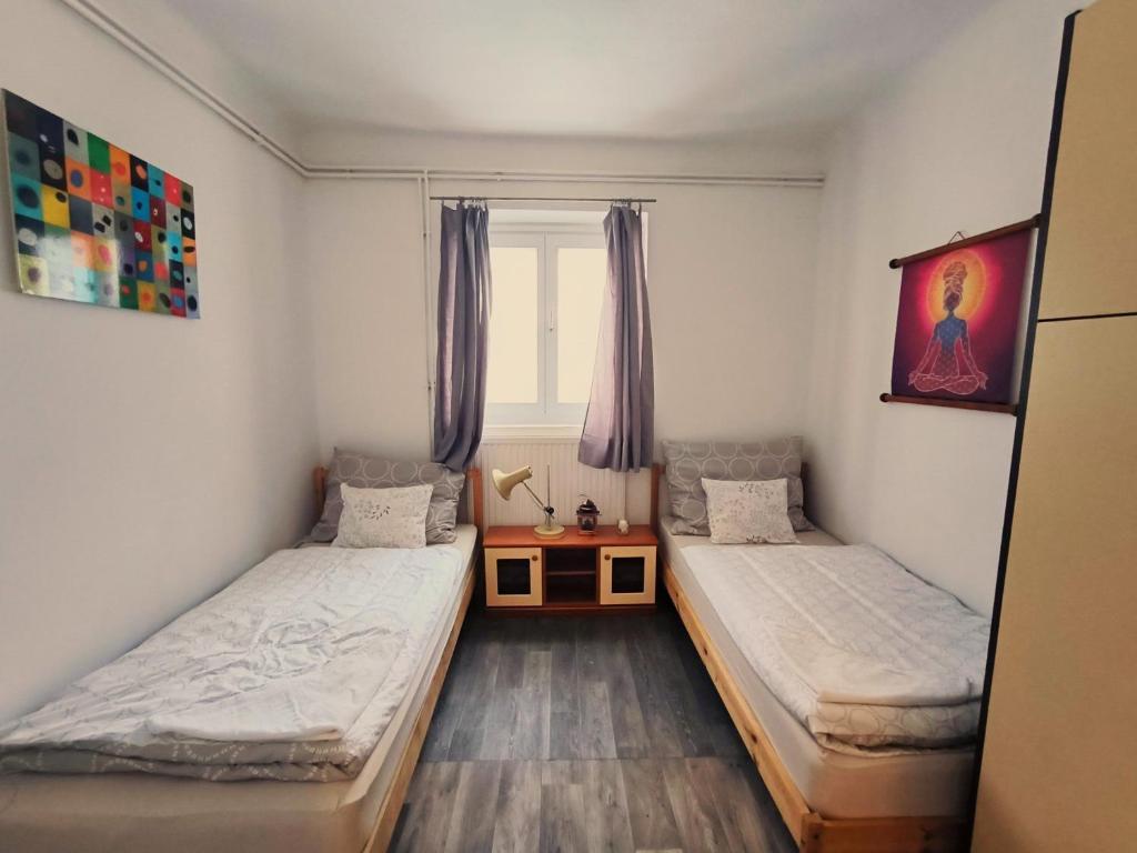 Caesar Residence - Deluxe Double Or Twin Room