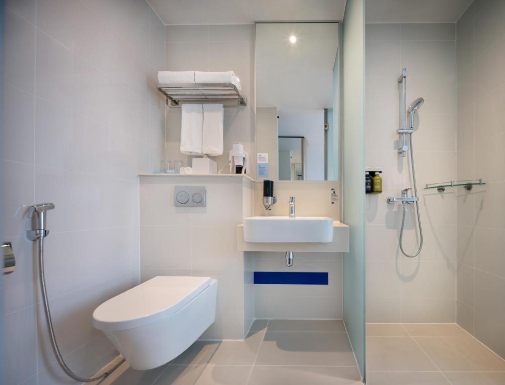فضای داخلی Holiday Inn Express Singapore Katong by IHG در سنگاپور - تصویر ۳