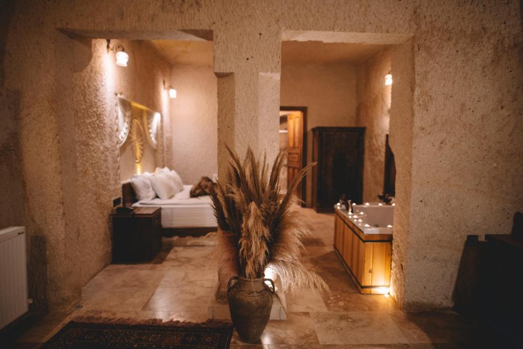 Çavuşin Cave House-Cappadocia - 10