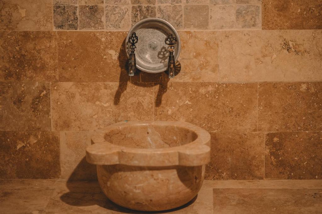 Çavuşin Cave House-Cappadocia - 13