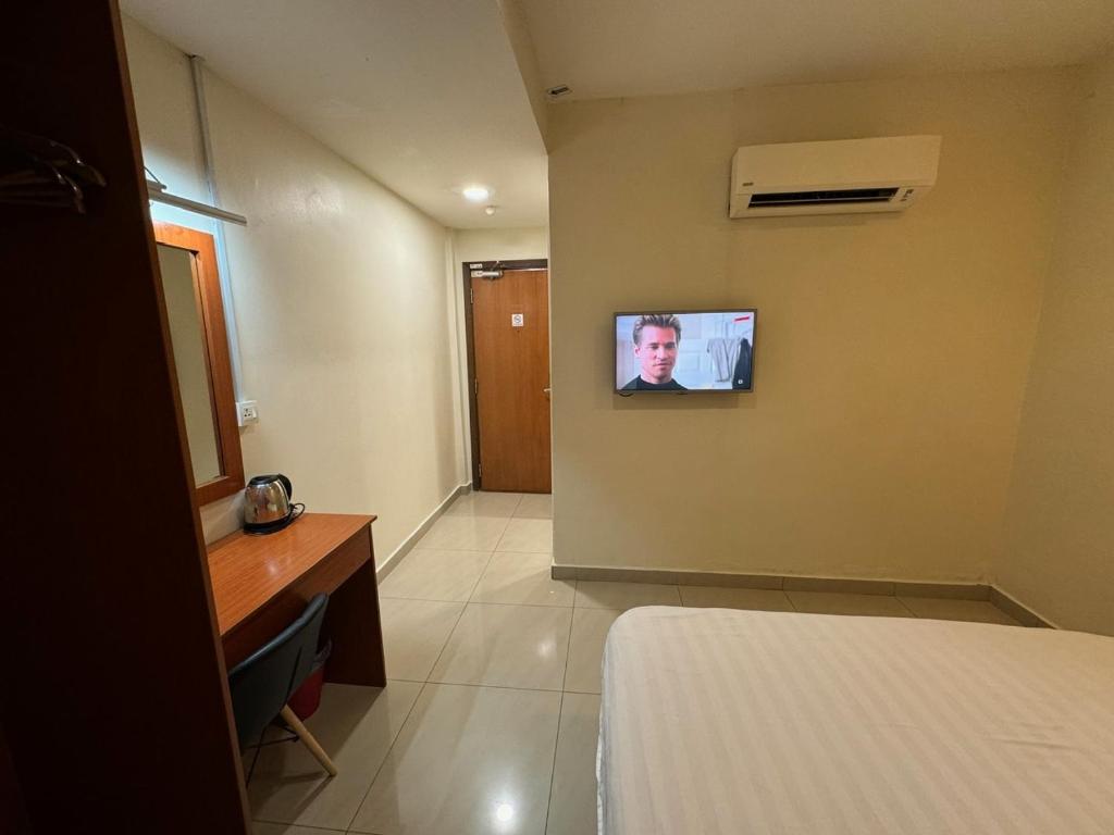 Aeton Hotel Nilai - Economy Double Room