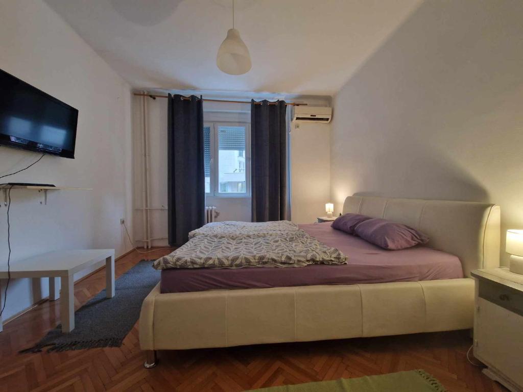 Postel nebo postele na pokoji v ubytování Central Station Private Rooms