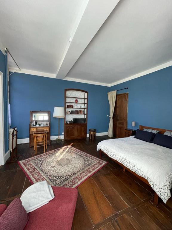 Jardin des Remparts - Superior King Room